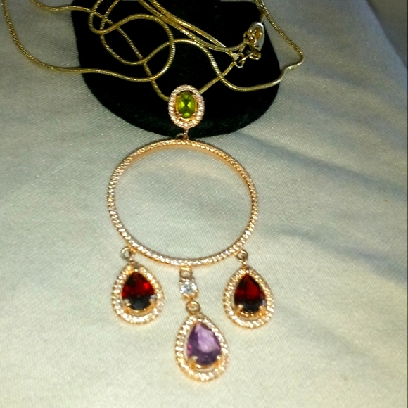 Beautiful custom made natural gemstone pendant - Picture 1 of 4